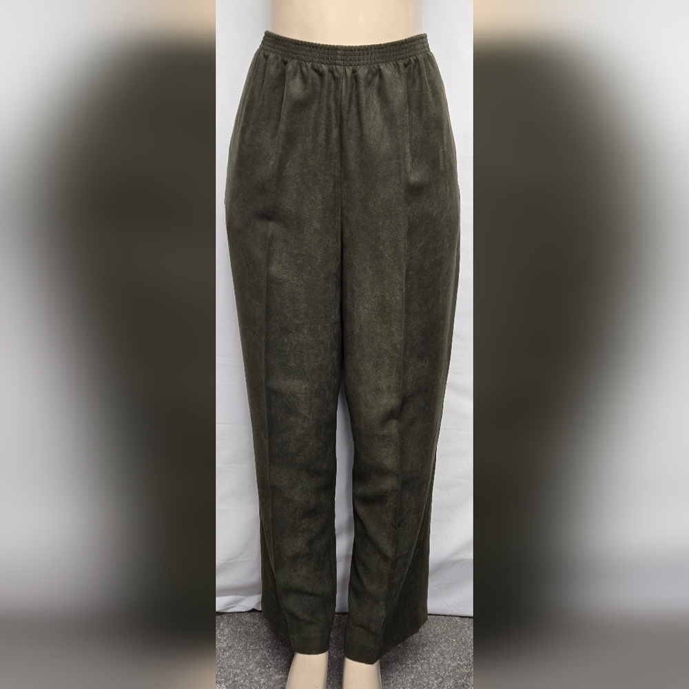 Alfred Dunner 16 Olive Greem Pants Slacks Elastic Waist Soft Feel Like New